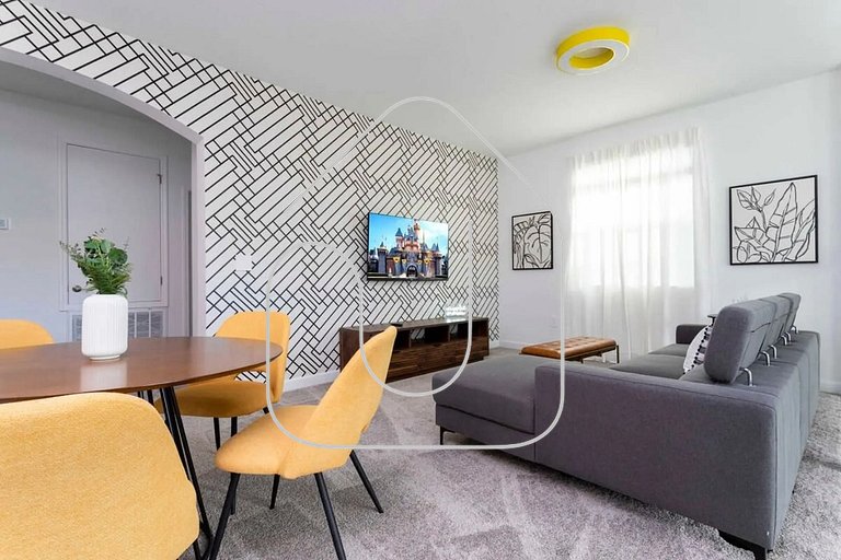 Casa 5Q c/ Piscina e Temas da Disney