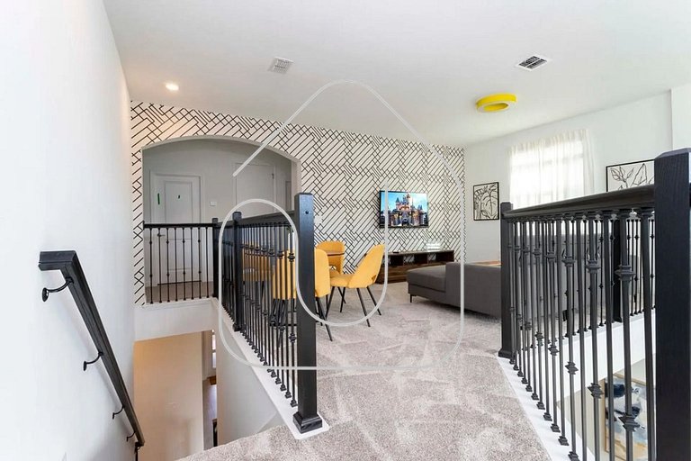 5BR Villa w/ Pool & Disney Themes
