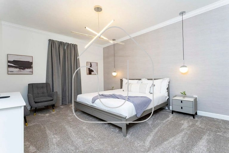 5BR Villa w/ Pool & Disney Themes