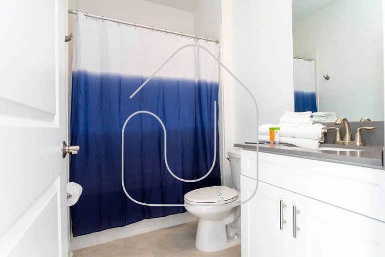 5BR Villa w/ Pool & Disney Themes