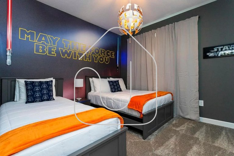 5BR Villa w/ Pool & Disney Themes