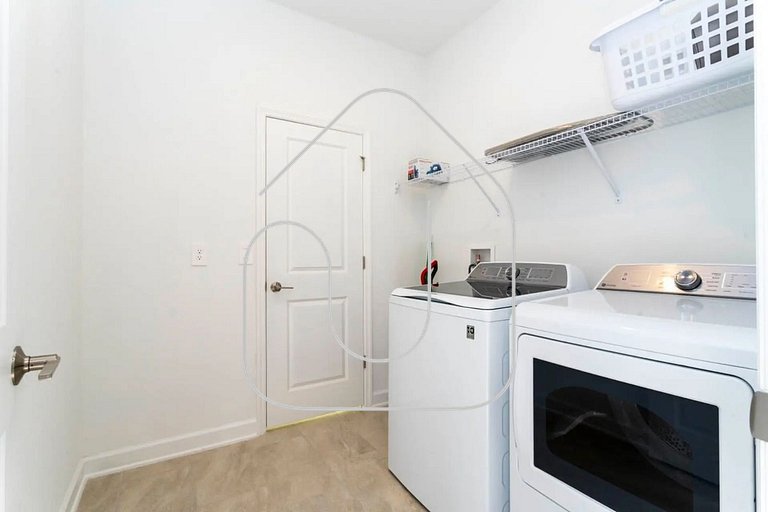 5BR Villa w/ Pool & Disney Themes