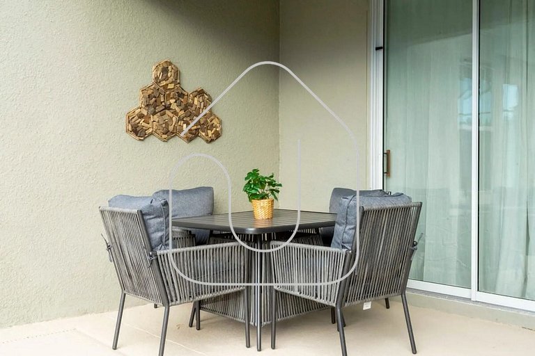 5BR Villa w/ Pool & Disney Themes