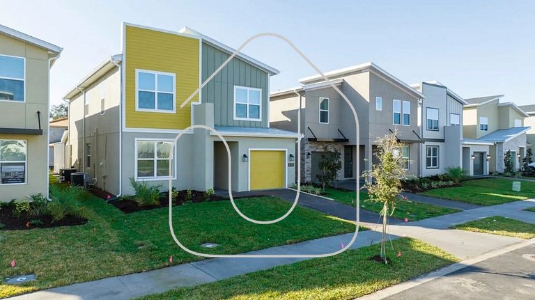 5BR Villa w/ Pool & Disney Themes