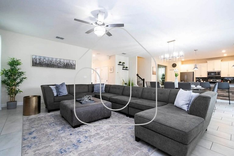 Villa 6Q Disney Style c/ Piscina e Game Room