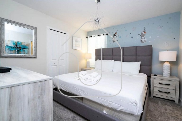 Luxury 6BR w/ Pool + Game Room Near Disney