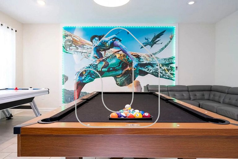 Luxury 6BR w/ Pool + Game Room Near Disney