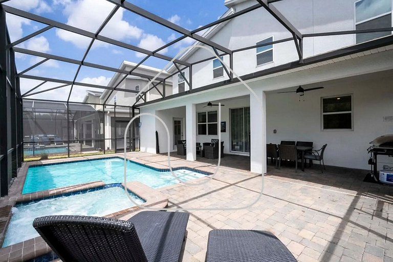 Luxury 6BR w/ Pool + Game Room Near Disney