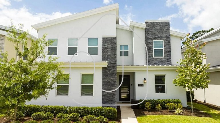 Luxury 6BR w/ Pool + Game Room Near Disney