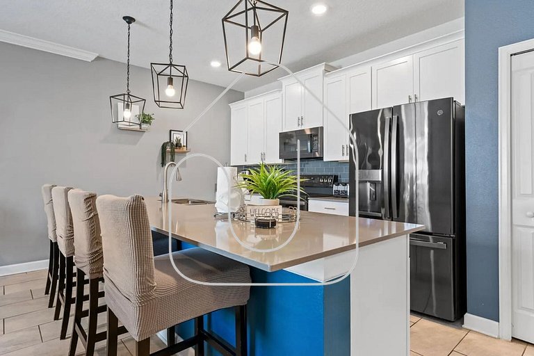 Luxury 4BR Home w/ Pool at Champions Gate