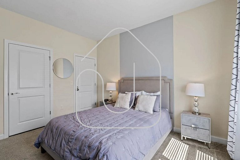 Luxury 4BR Home w/ Pool at Champions Gate