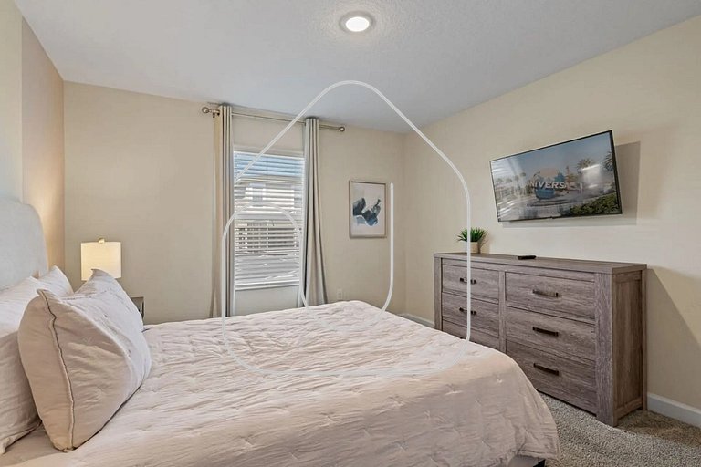 Luxury 4BR Home w/ Pool at Champions Gate