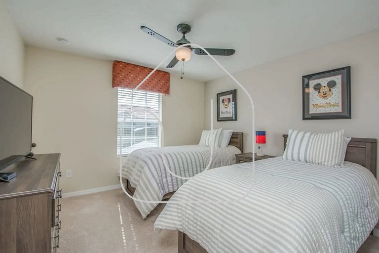 Amplo Townhome 4 Quartos com Piscina Privativa