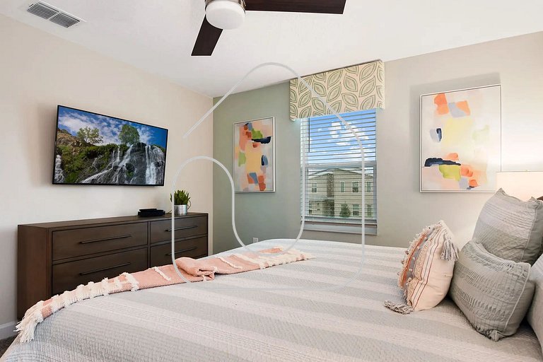 Stunning 9BR Villa | Near Disney | Storey Lake