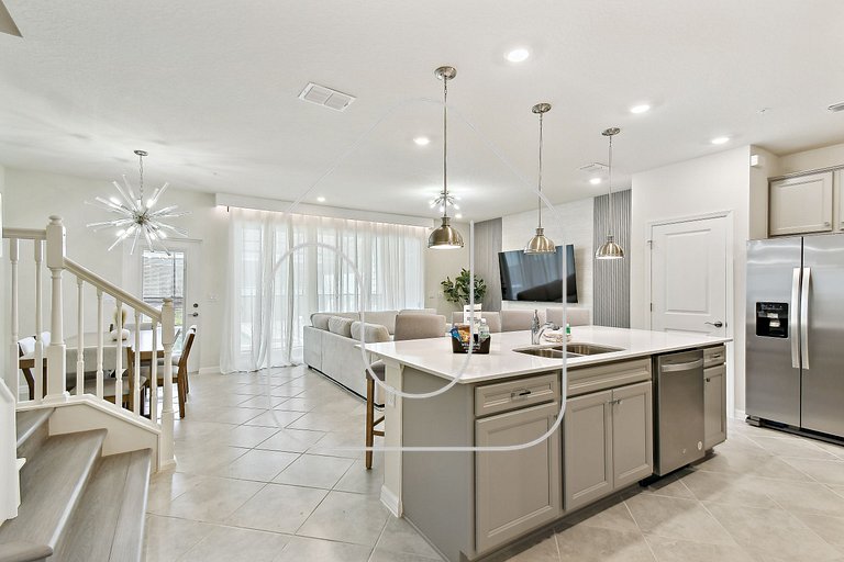 Five-Bedroom Home with Private Pool at Windsor Cay