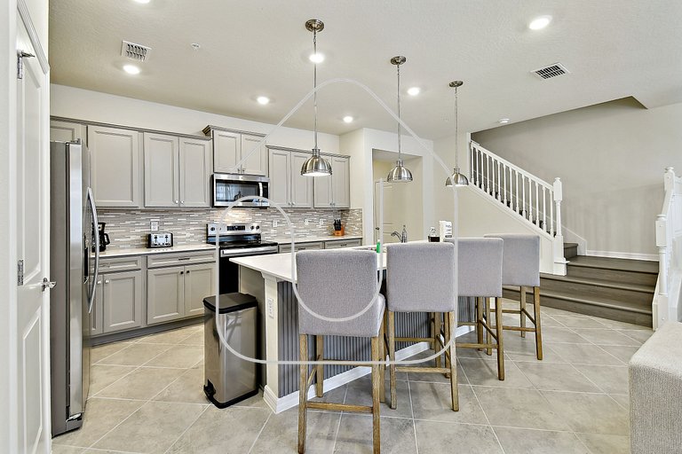 Five-Bedroom Home with Private Pool at Windsor Cay