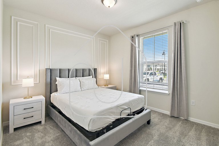 Five-Bedroom Home with Private Pool at Windsor Cay