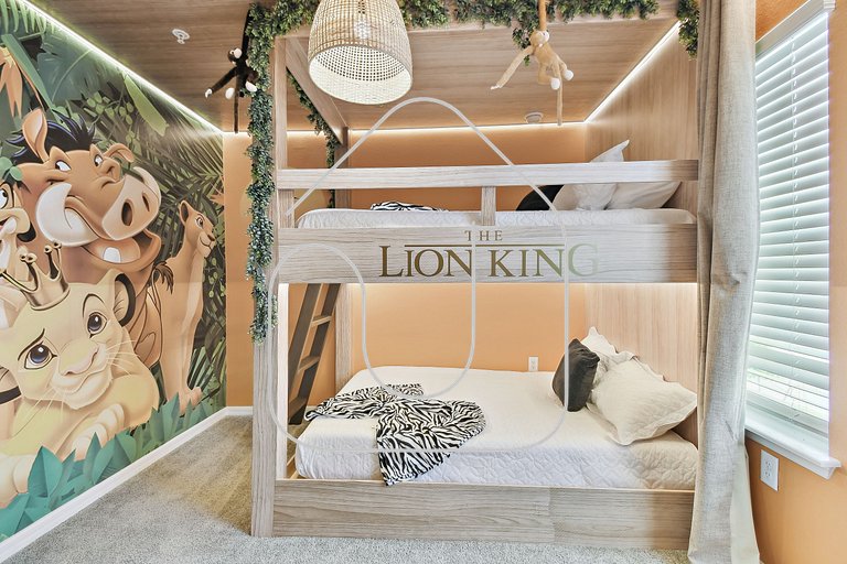 Five-Bedroom Home with Private Pool at Windsor Cay