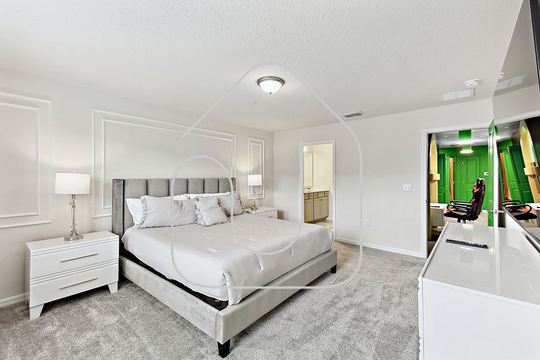 Five-Bedroom Home with Private Pool at Windsor Cay