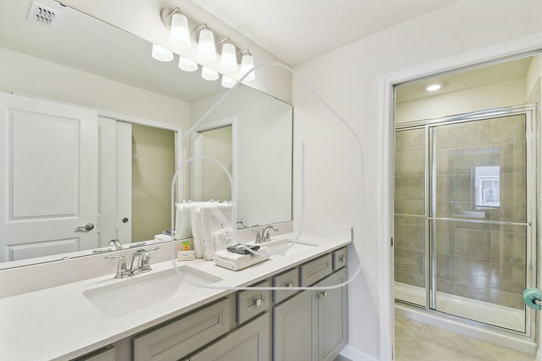 Five-Bedroom Home with Private Pool at Windsor Cay