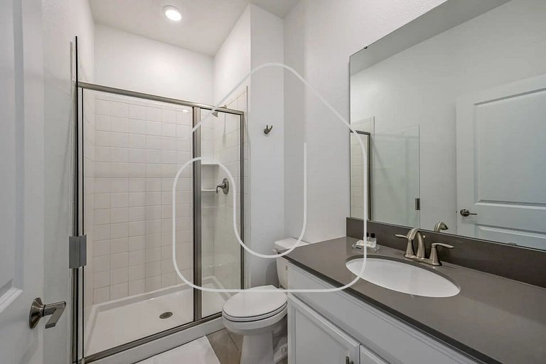 Townhome w/ Private Pool 10min from Disney