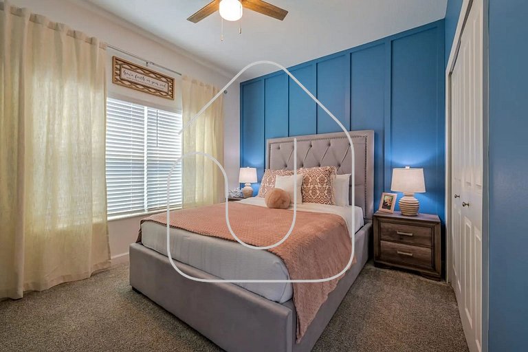 Themed Home w/ Pool at Storey Lake