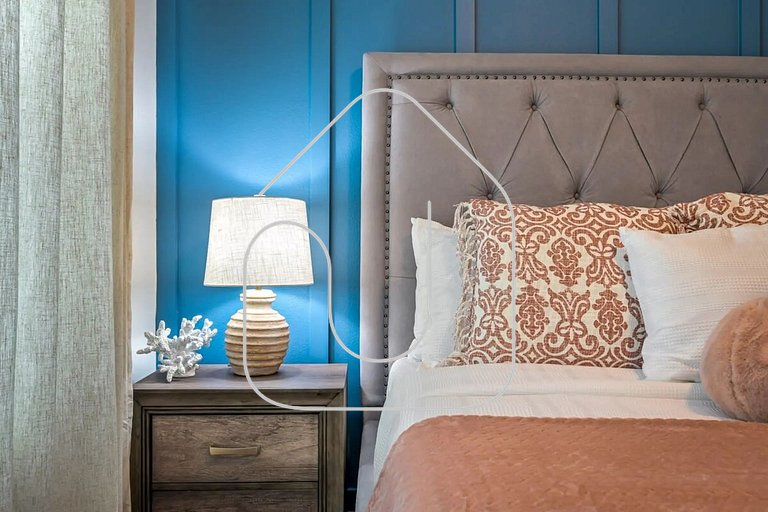 Themed Home w/ Pool at Storey Lake