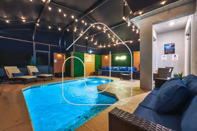 Themed Home w/ Pool at Storey Lake