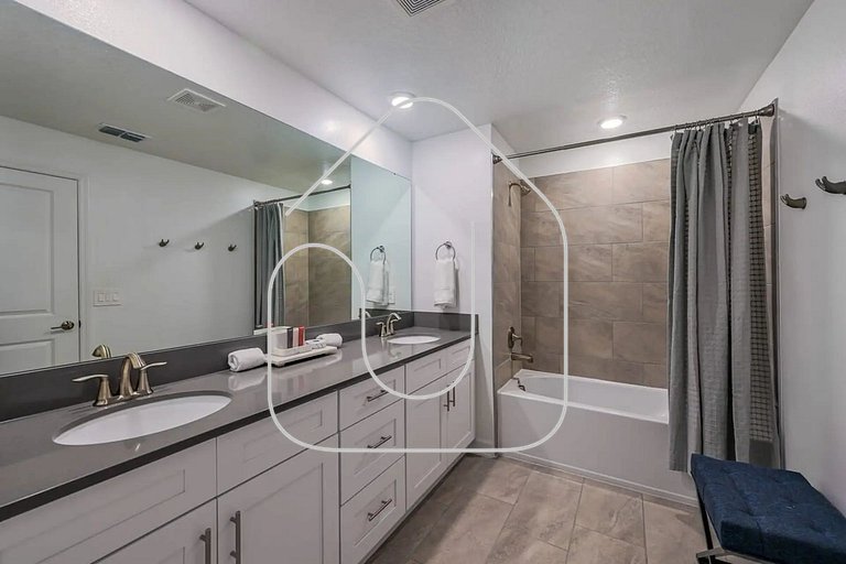 Themed Home w/ Pool at Storey Lake