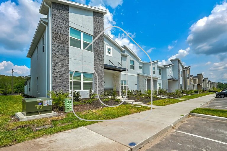 Themed Home w/ Pool at Storey Lake