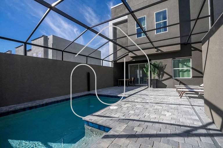 Luxury Home w/ Pool – 15 Min to Disney!