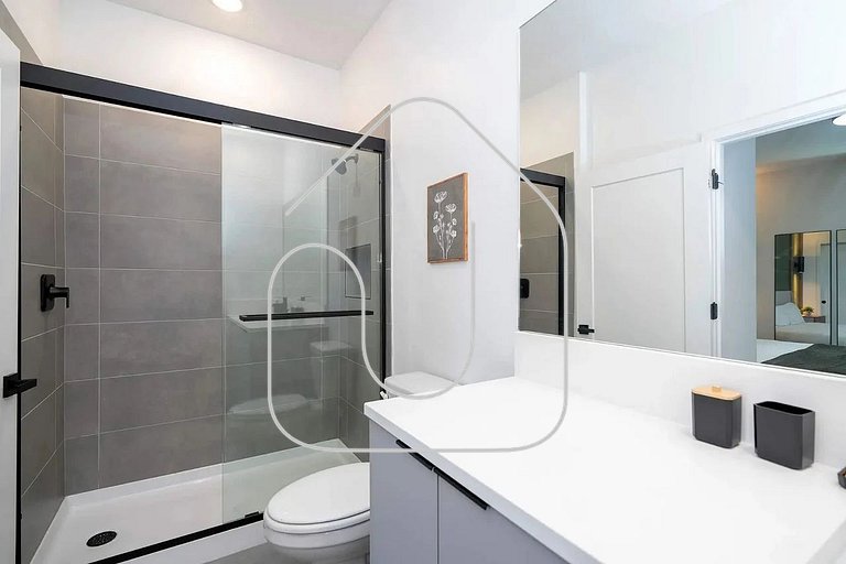 Luxury Home w/ Pool – 15 Min to Disney!