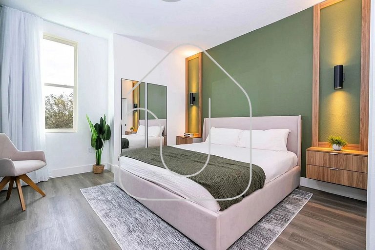 Luxury Home w/ Pool – 15 Min to Disney!