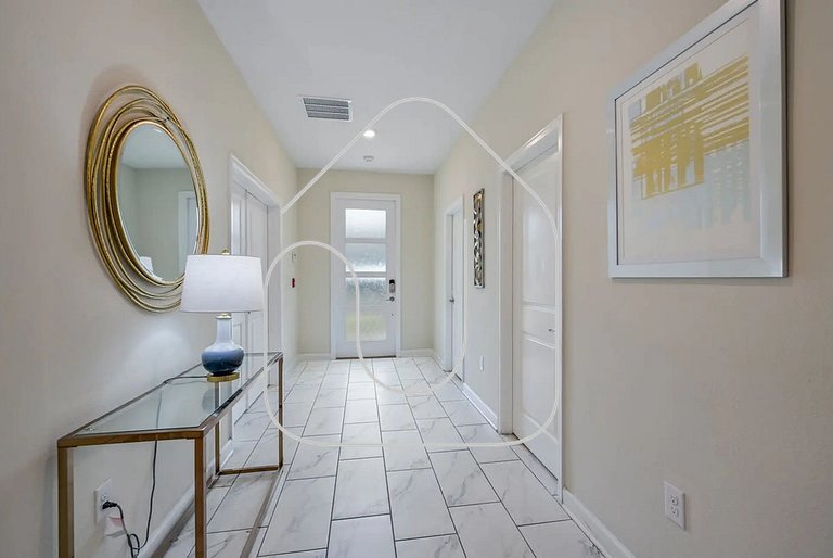 Luxury 9BR Villa w/ Private Pool & Themes