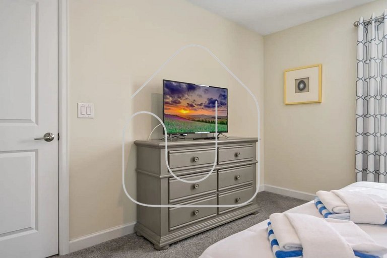 Luxury 9BR Villa w/ Private Pool & Themes