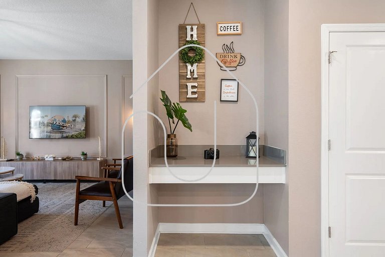 Luxury & Fun: 6-Bedroom Home in Champions Gate