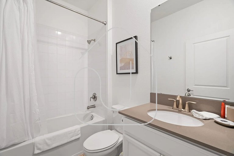 Luxury & Fun: 6-Bedroom Home in Champions Gate