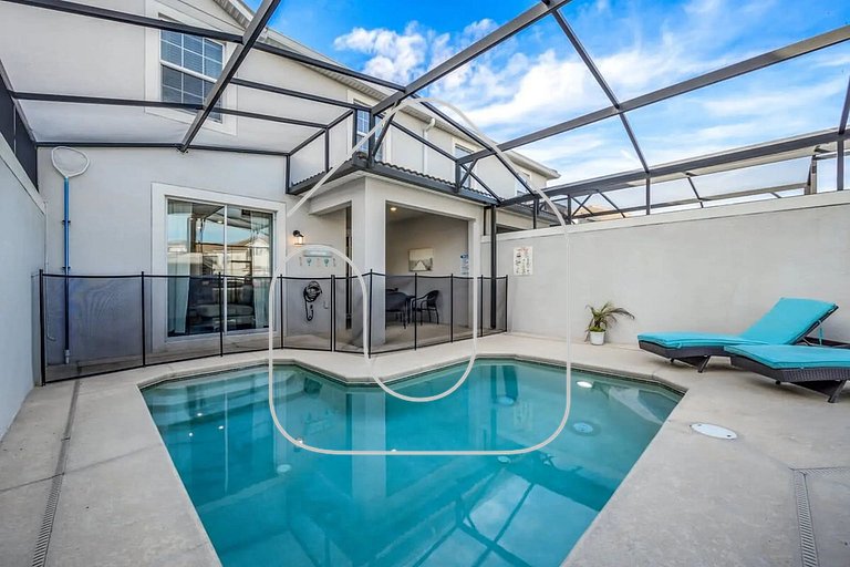 Casa Moderna com Piscina Privativa