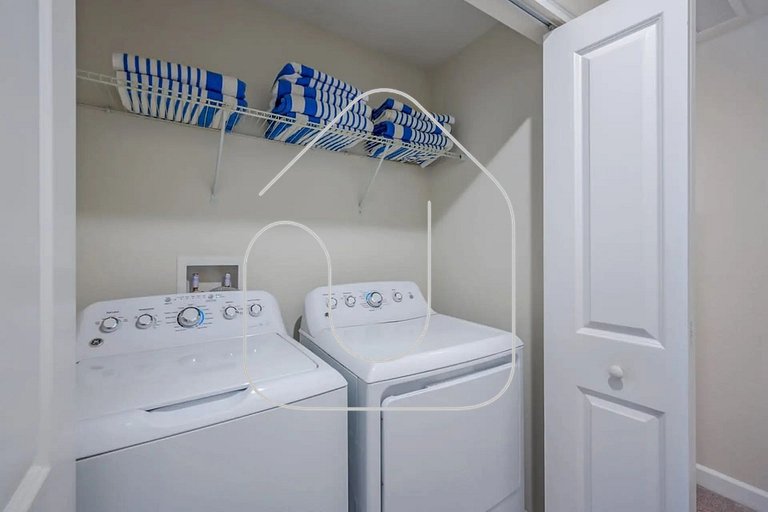 Casa Moderna com Piscina Privativa