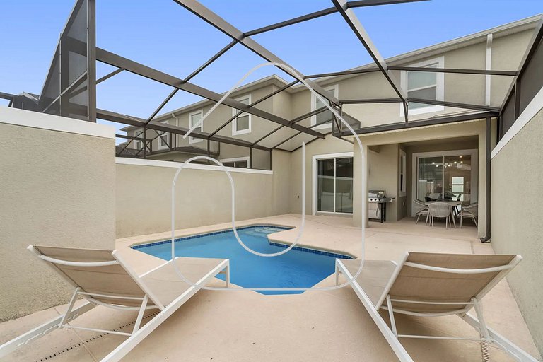 Resort Escape 10 Min from Disney – Storey Lake