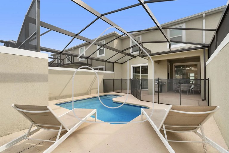 Resort Escape 10 Min from Disney – Storey Lake