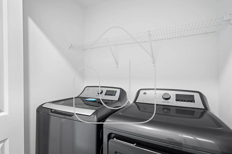 Resort Escape 10 Min from Disney – Storey Lake