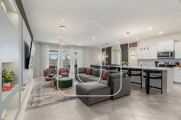 Luxury 10BR w/ Pool, Theater & Game Room