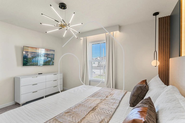 Luxury 10BR w/ Pool, Theater & Game Room