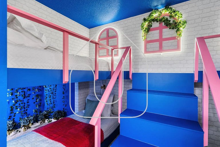 Casa de Luxo 10Q c/ Piscina, Cinema e Game Room