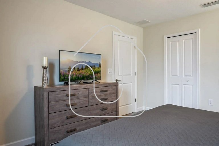 9-Bed Storey Lake Villa w/ Private Pool