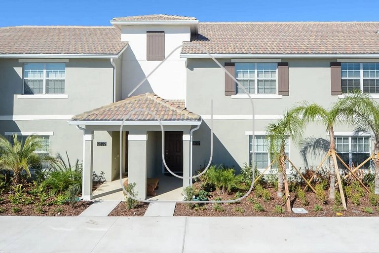 4BR w/ Private Pool — Storey Lake Resort