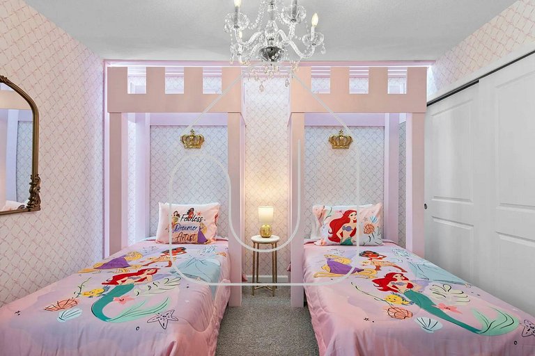 Magical 9BR Retreat w/ Pool & Game Rooms