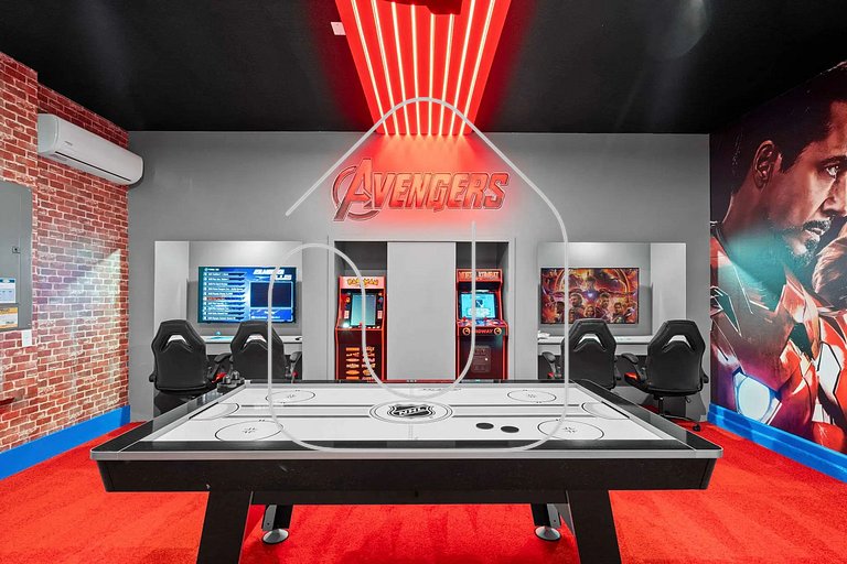 Magical 9BR Retreat w/ Pool & Game Rooms