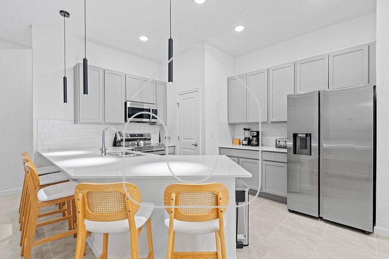 Luxury 5‑Suite Home | Near Epic Universe